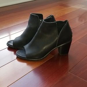 Sorel Nadia Booties